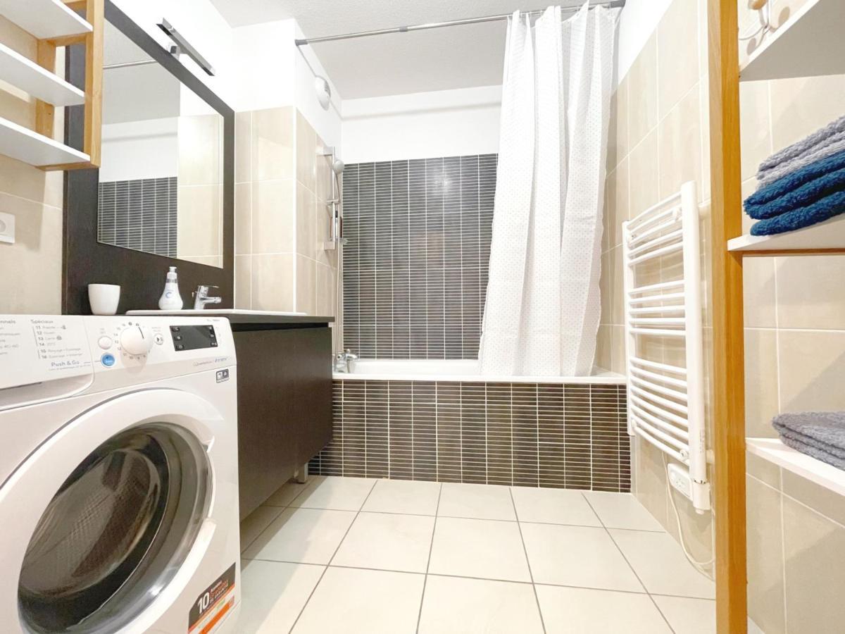 3P Climatise Avec Parking, Piscine, Proche Plage Et Commerces A Sete - Fr-1-338-497 Eksteriør bilde